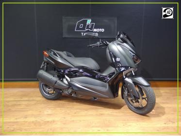 YAMAHA XMAX 300 IRON MAX